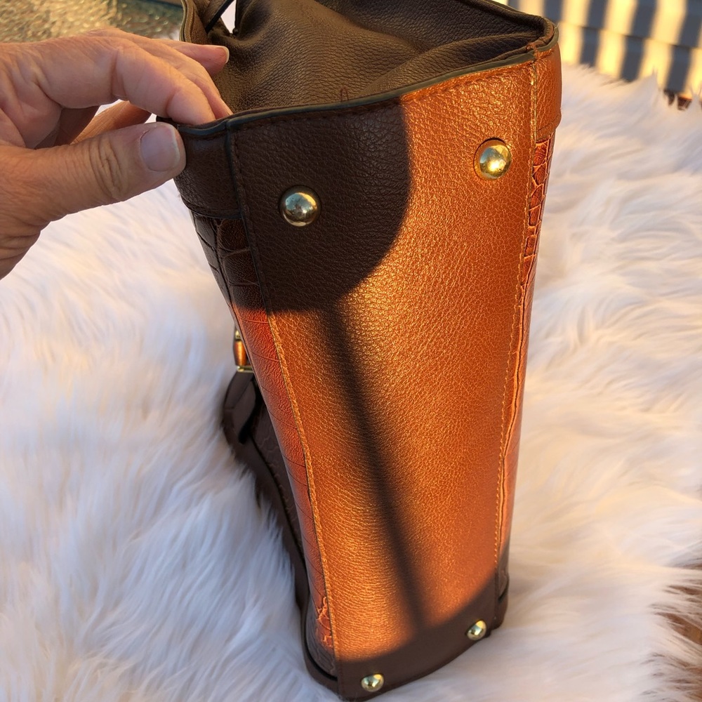 Merona Handbag - Picture 8 of 8